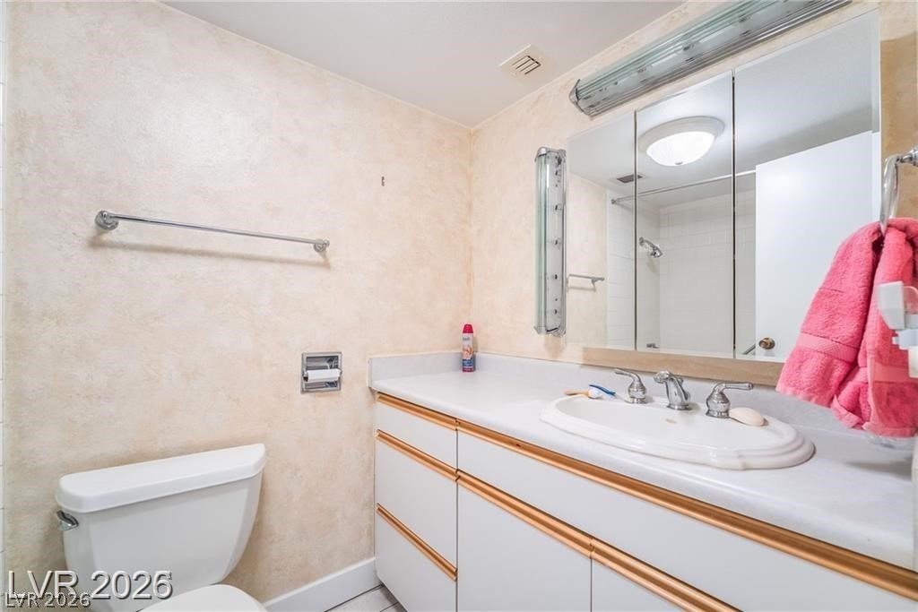 205 East Harmon Avenue 409 Property Photo 21