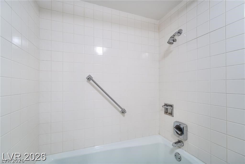 205 East Harmon Avenue 409 Property Photo 22