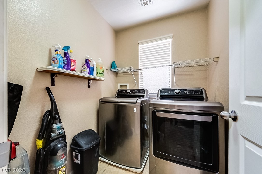 8166 Royal Lilly Court Property Photo 25