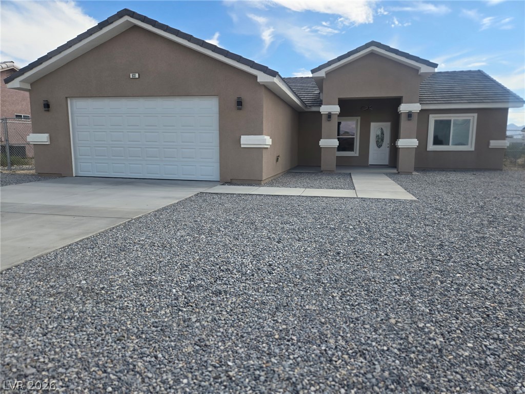 931 Lone Pine Road Property Photo 1