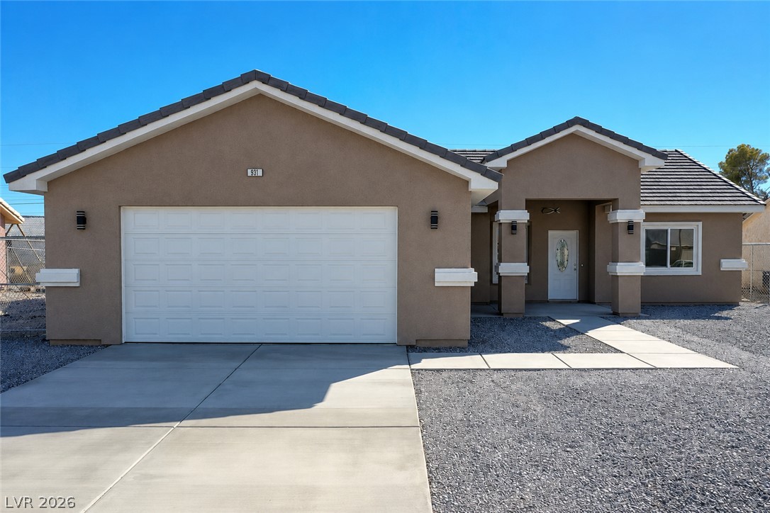 931 Lone Pine Road Property Photo 1