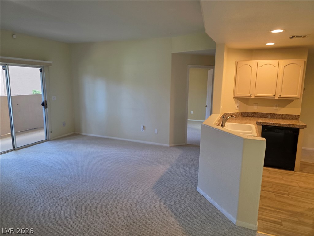 2050 West Warm Springs Road 412 Property Photo 6