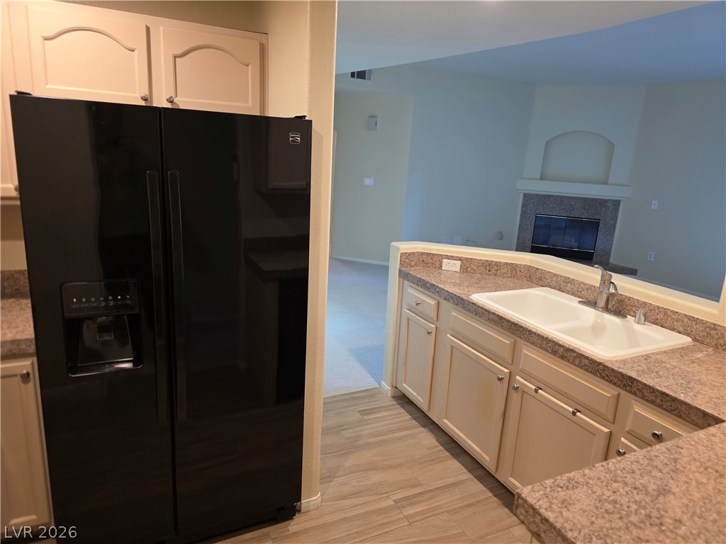2050 West Warm Springs Road 412 Property Photo 10