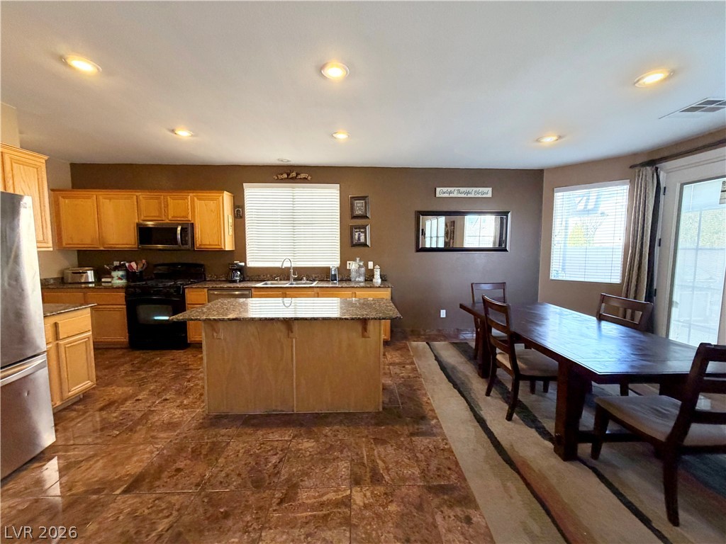7842 Flat Creek Street Property Photo 4