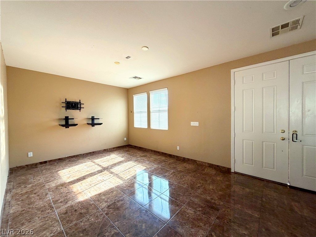 7842 Flat Creek Street Property Photo 11