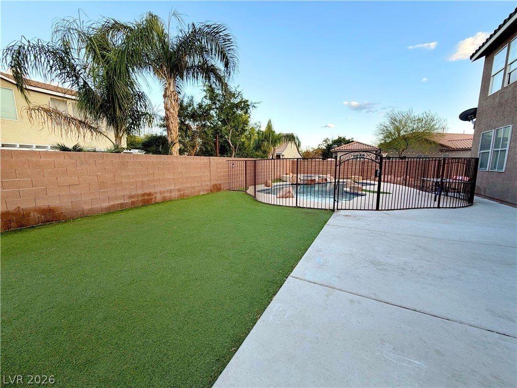 7842 Flat Creek Street Property Photo 35