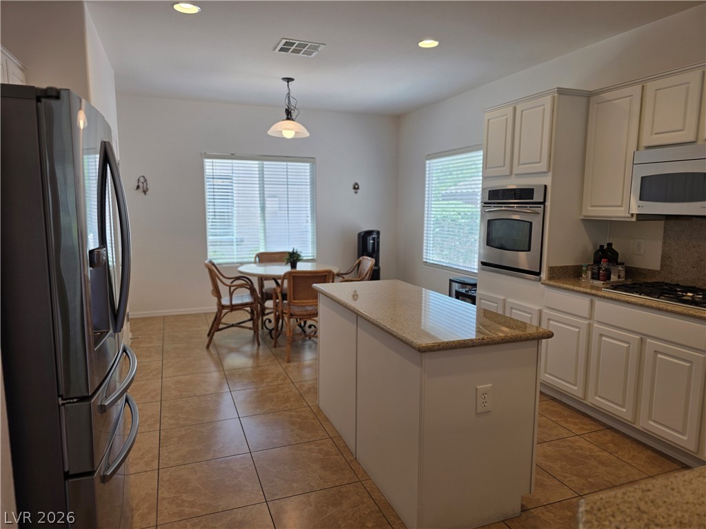 2408 Black River Falls Drive Property Photo 13