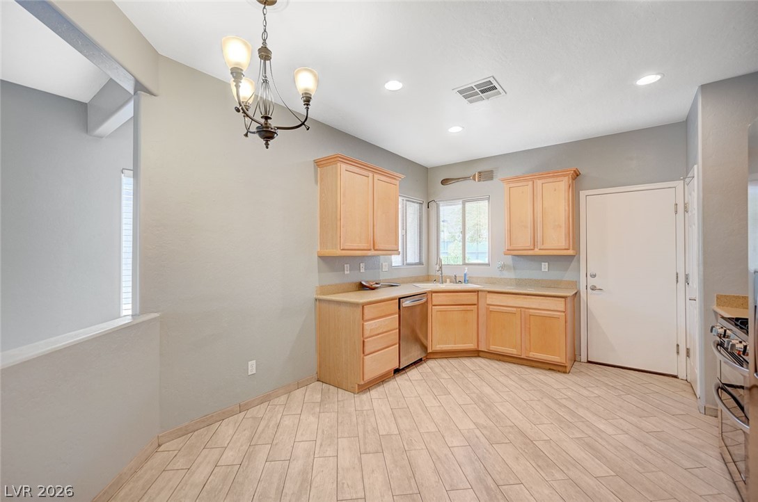 5977 Falconer Avenue Property Photo 7