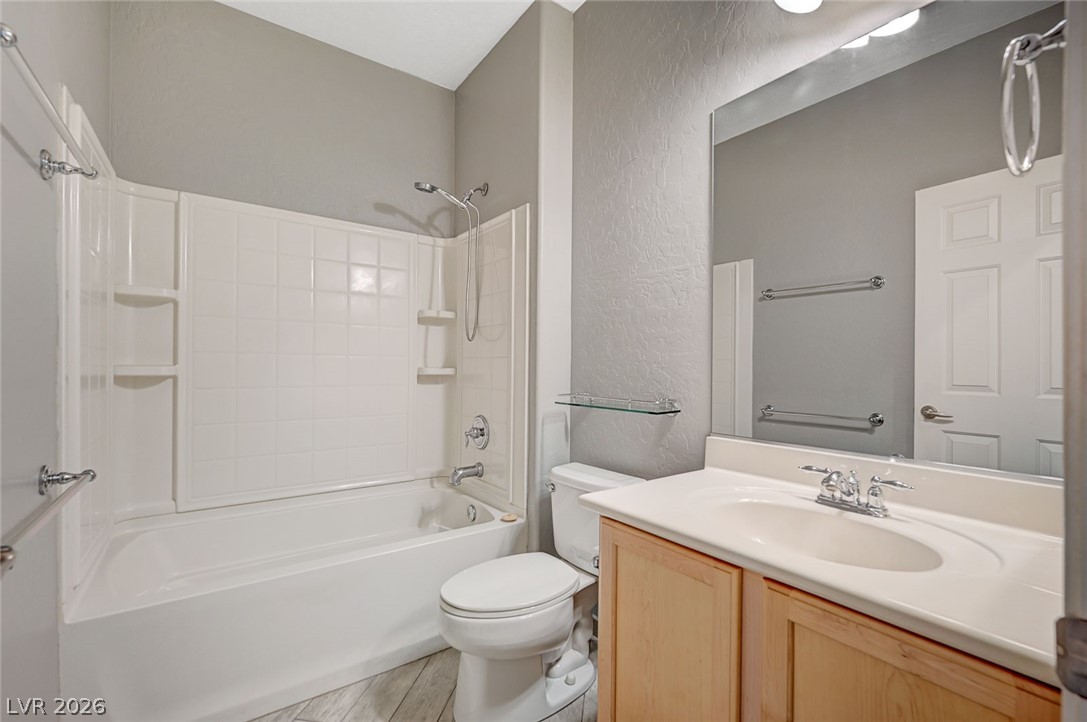 5977 Falconer Avenue Property Photo 23