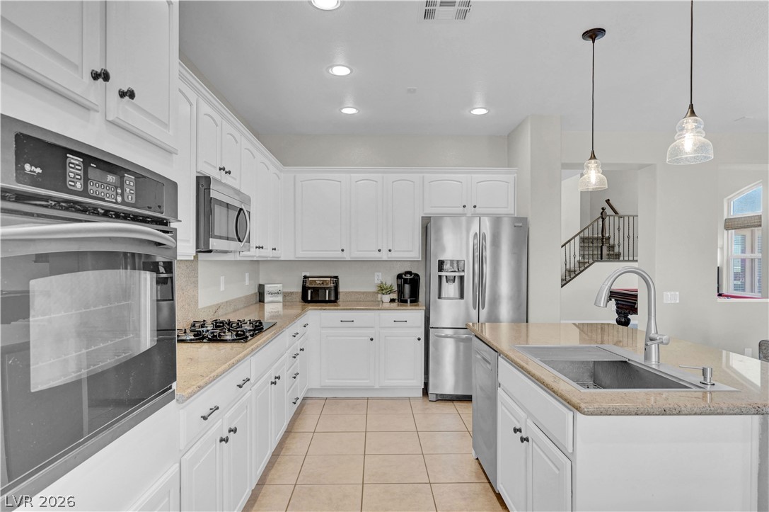 820 Colina Alta Place Property Photo 11