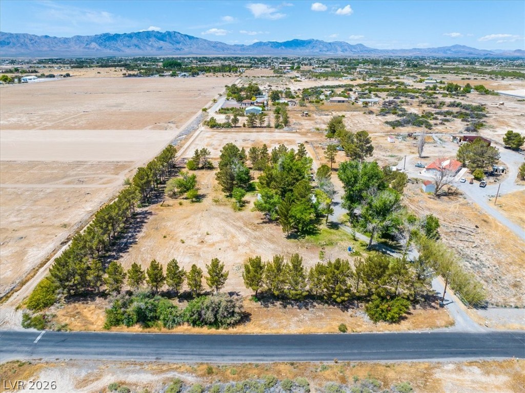 5220 Squaw Valley Property Photo 4