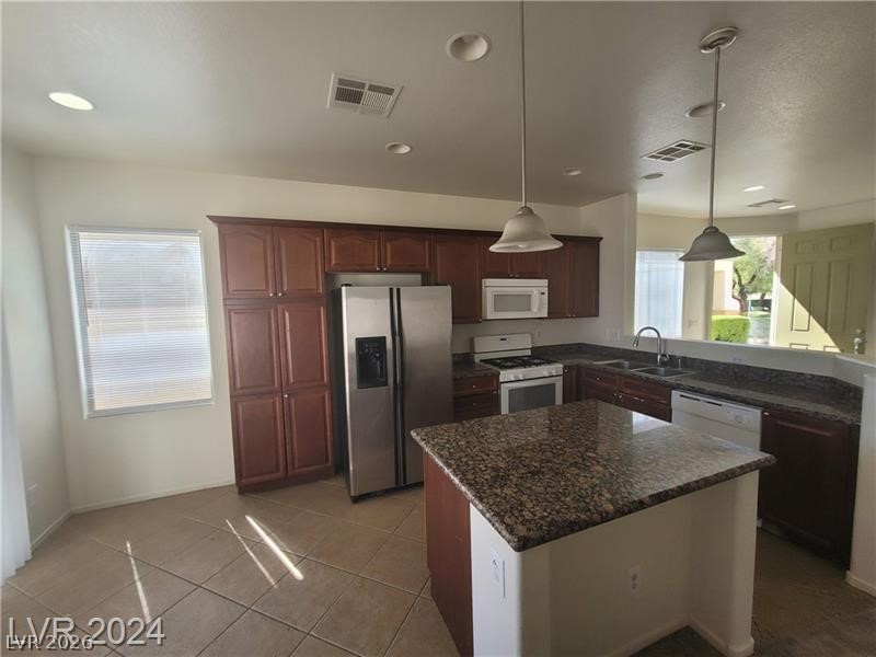 3665 Remington Grove Avenue Property Photo 13