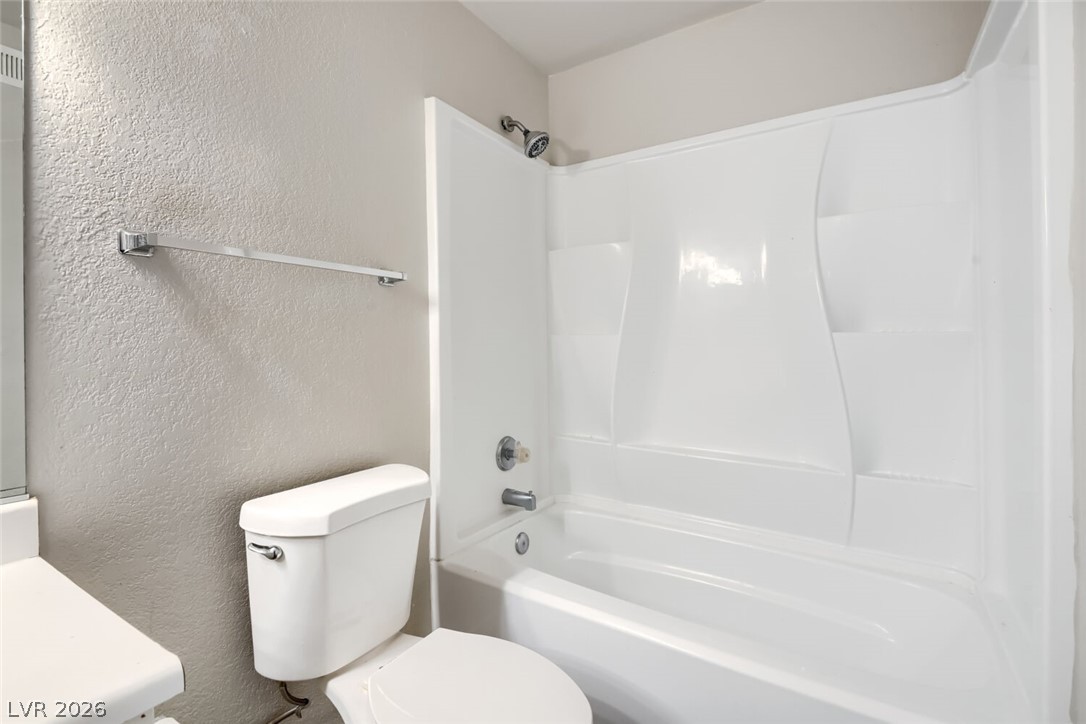 240 Mission Catalina Lane 207 Property Photo 8
