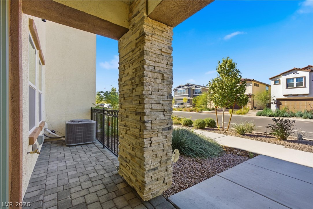 1125 Meadow Sparrow Place Property Photo 1