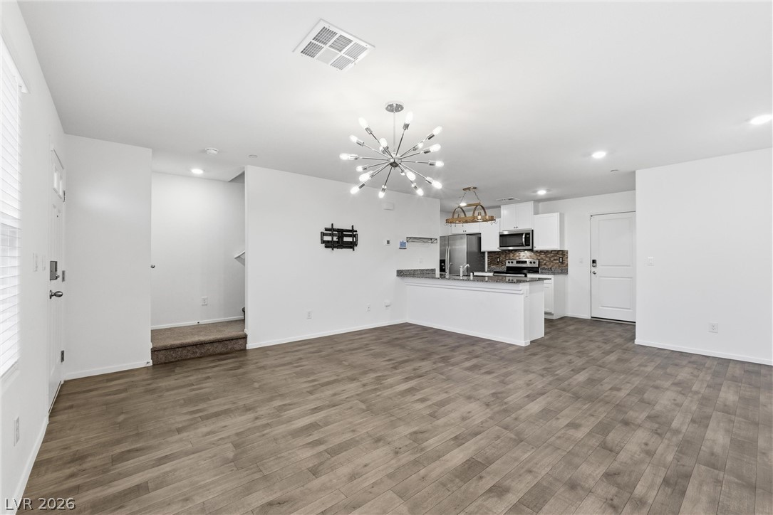 1125 Meadow Sparrow Place Property Photo 17