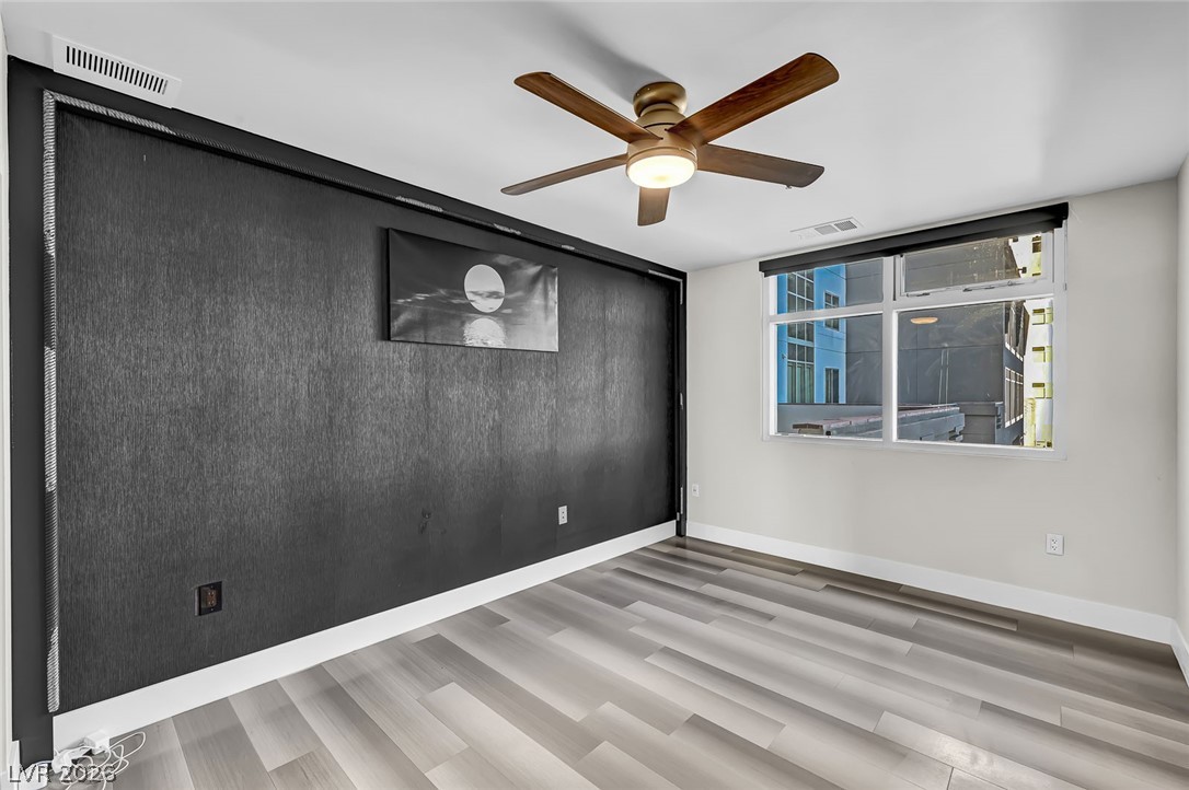 150 Las Vegas Boulevard 1507 Property Photo 27