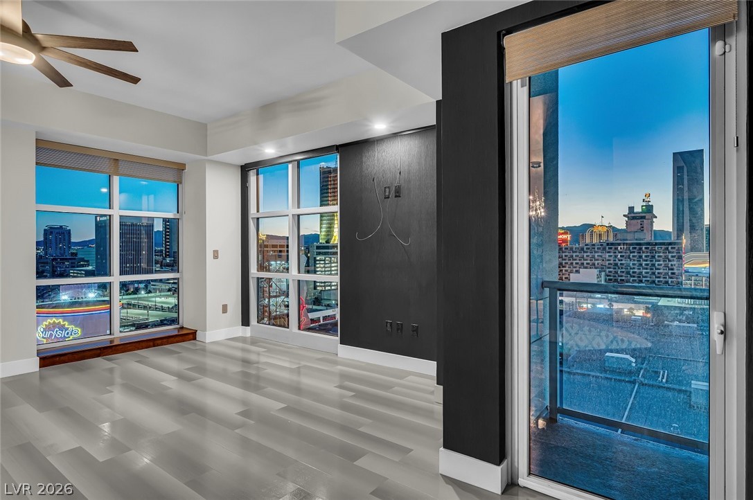 150 Las Vegas Boulevard 1507 Property Photo 58