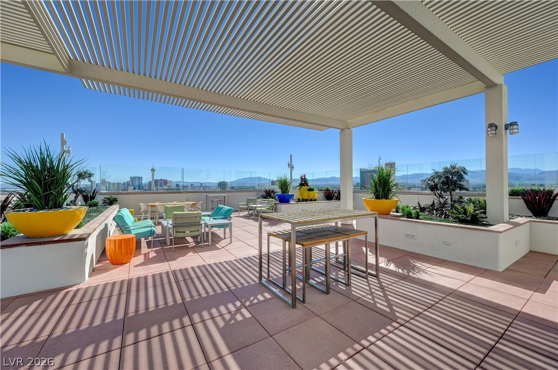 150 Las Vegas Boulevard 1507 Property Photo 70