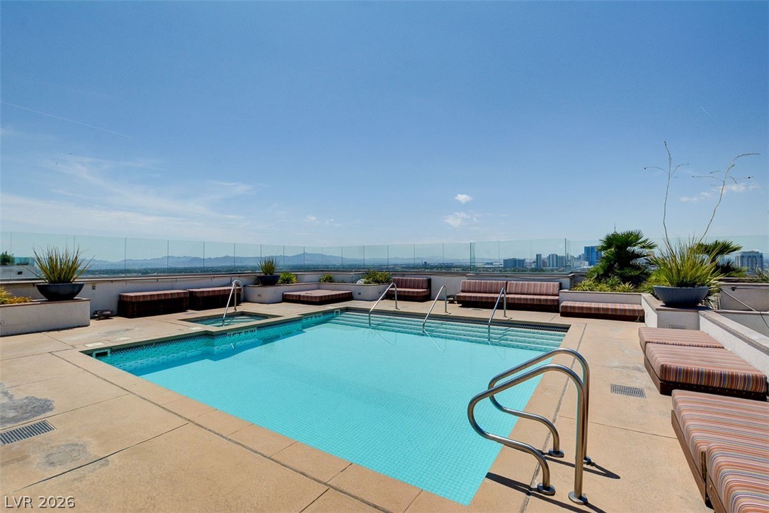 150 Las Vegas Boulevard 1507 Property Photo 89