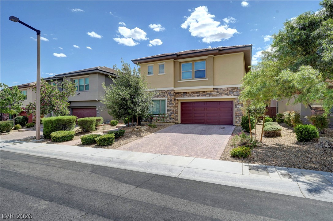 5673 Oak Bend Drive Property Photo 2