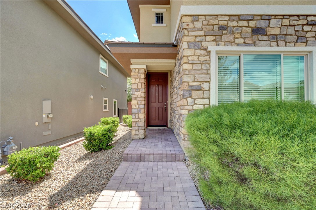 5673 Oak Bend Drive Property Photo 6