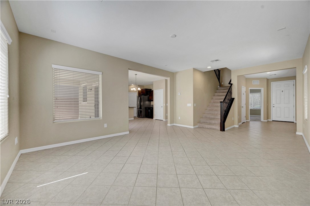 5673 Oak Bend Drive Property Photo 10