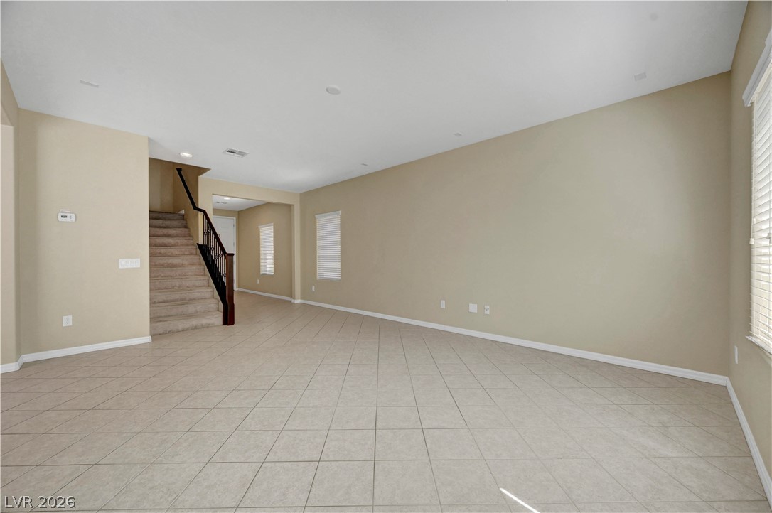 5673 Oak Bend Drive Property Photo 11