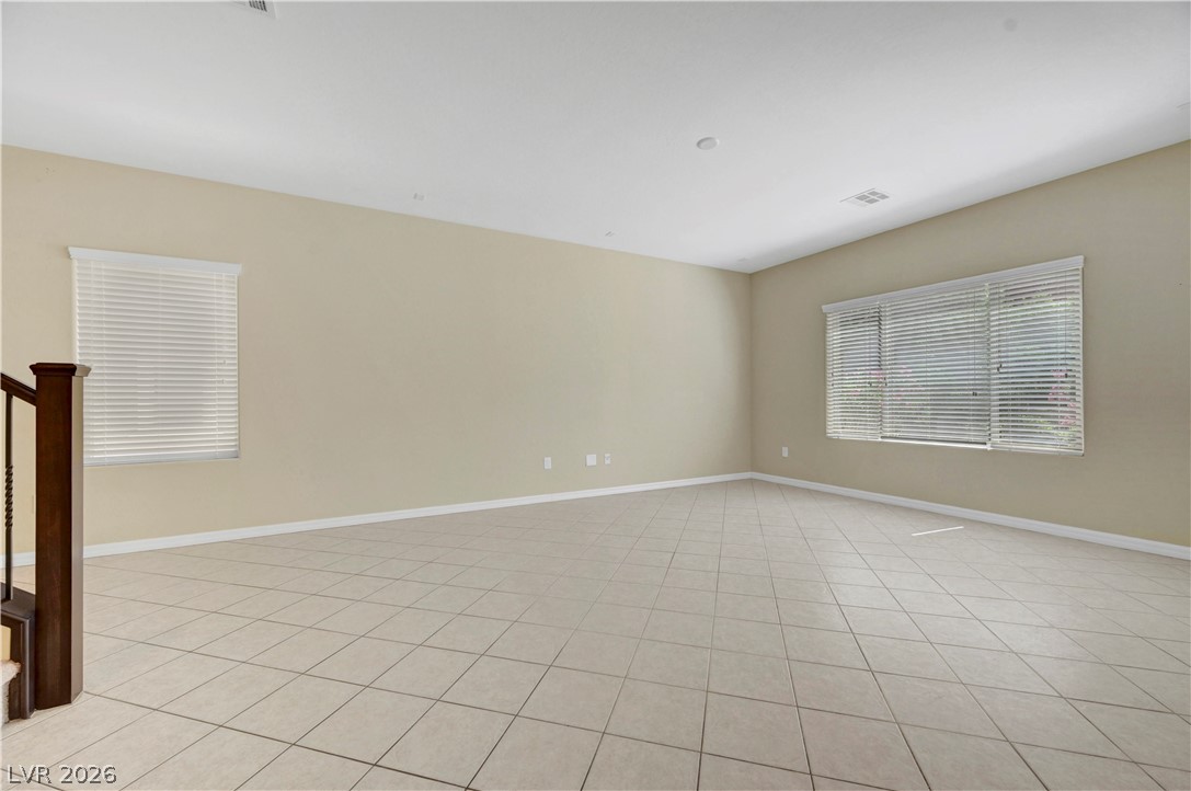 5673 Oak Bend Drive Property Photo 12