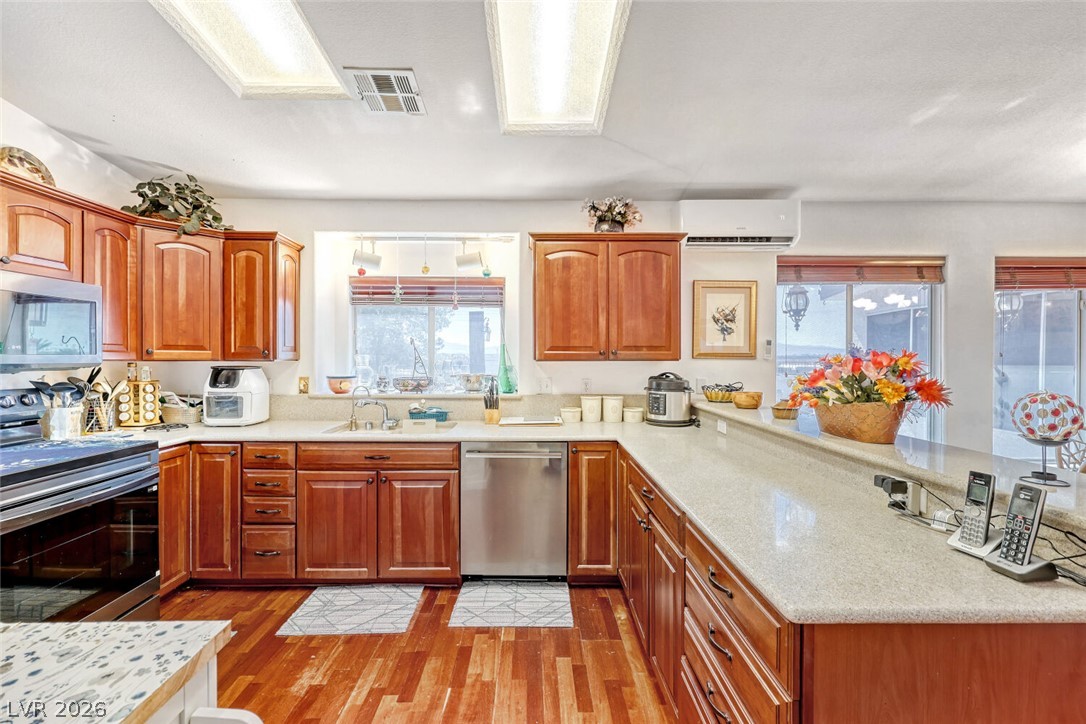 1020 Hollyhock Drive Property Photo 30