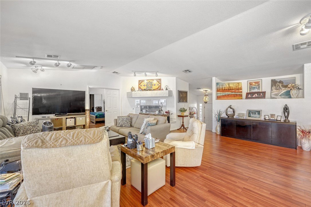 1020 Hollyhock Drive Property Photo 37