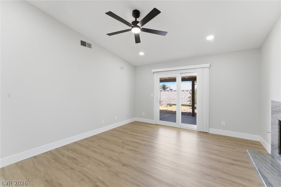 529 Close Avenue Property Photo 33