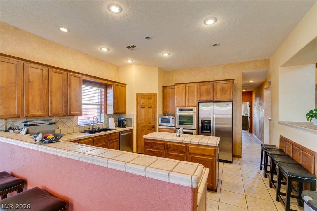 8152 Eagledancer Avenue Property Photo 7