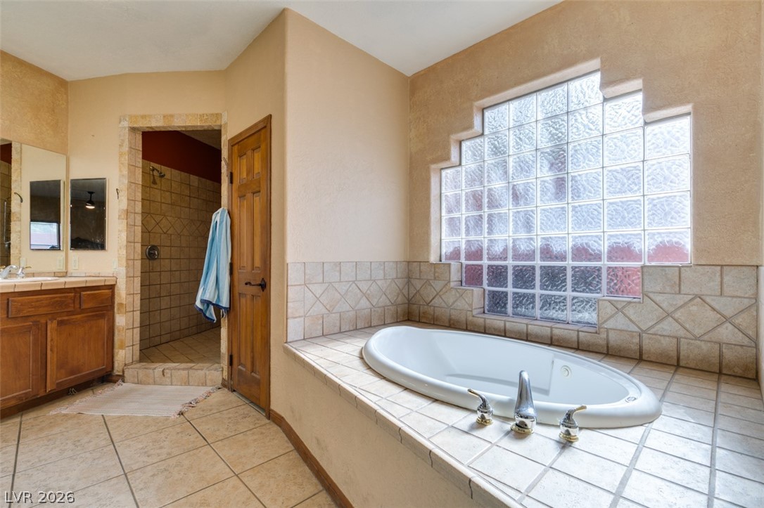 8152 Eagledancer Avenue Property Photo 16