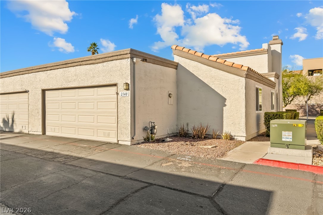 2148 Pebble Creek Lane Property Photo 1