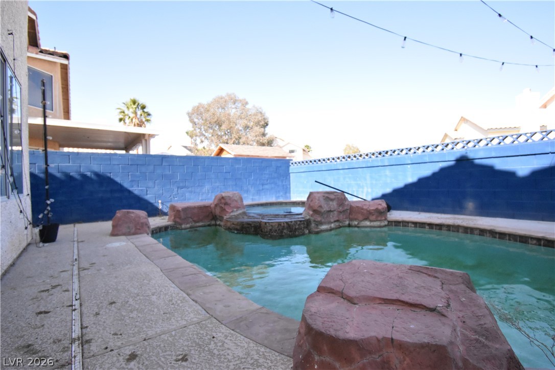 5016 Camino Del Santo Parkway Property Photo 4