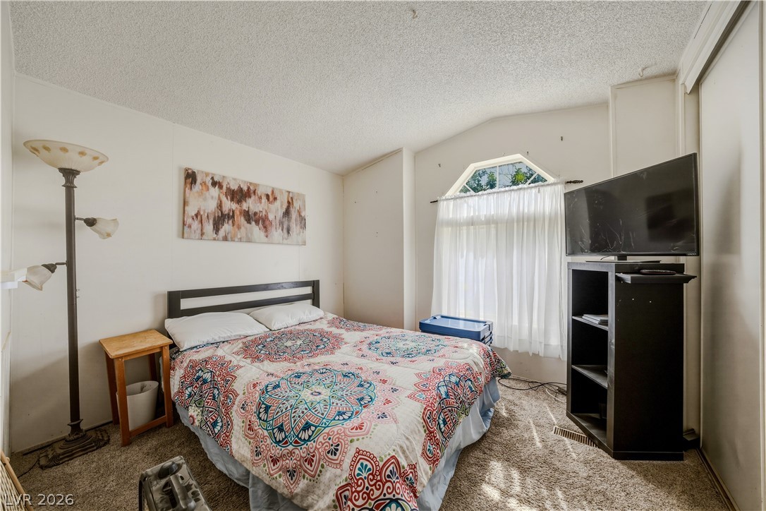 2801 Ambler Way Property Photo 15
