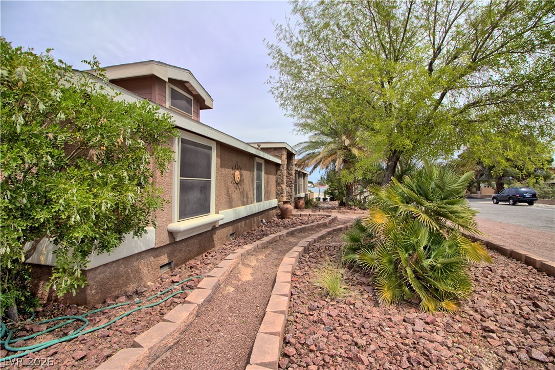 1725 Leonard Lane Property Photo 9