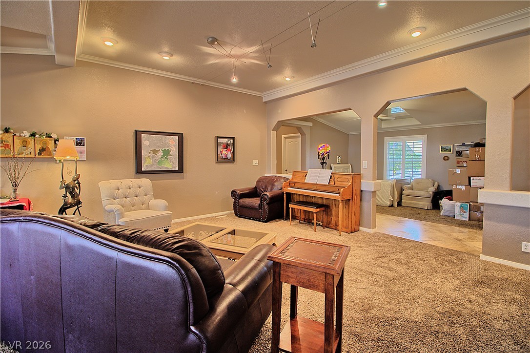 1725 Leonard Lane Property Photo 15