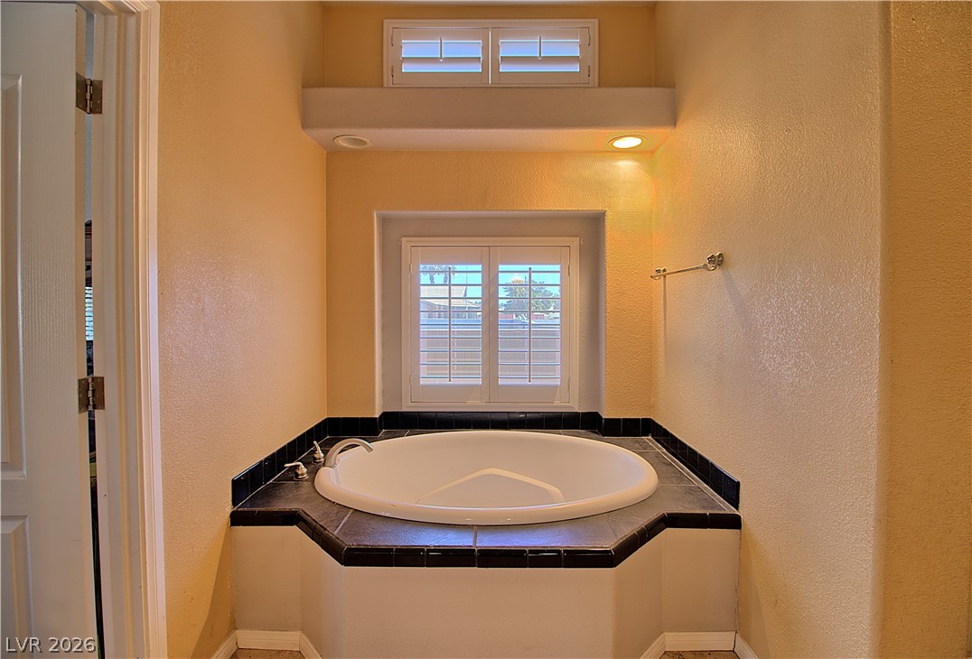 1725 Leonard Lane Property Photo 32
