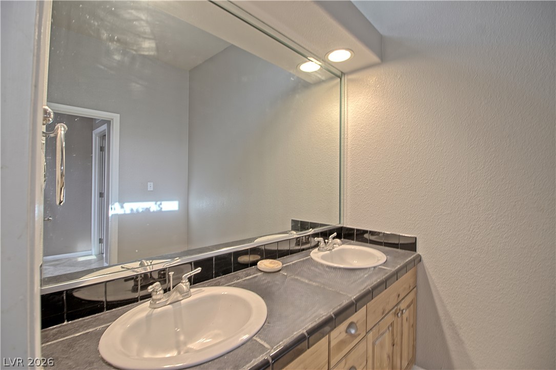 1725 Leonard Lane Property Photo 41