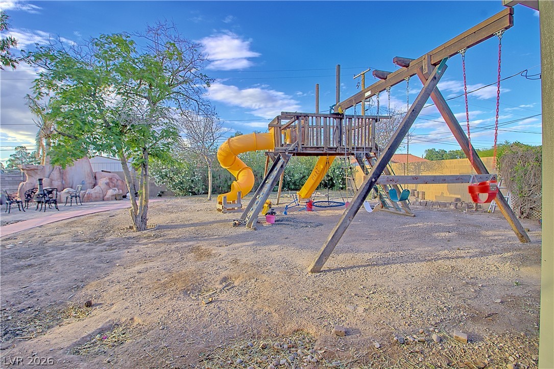 1725 Leonard Lane Property Photo 49