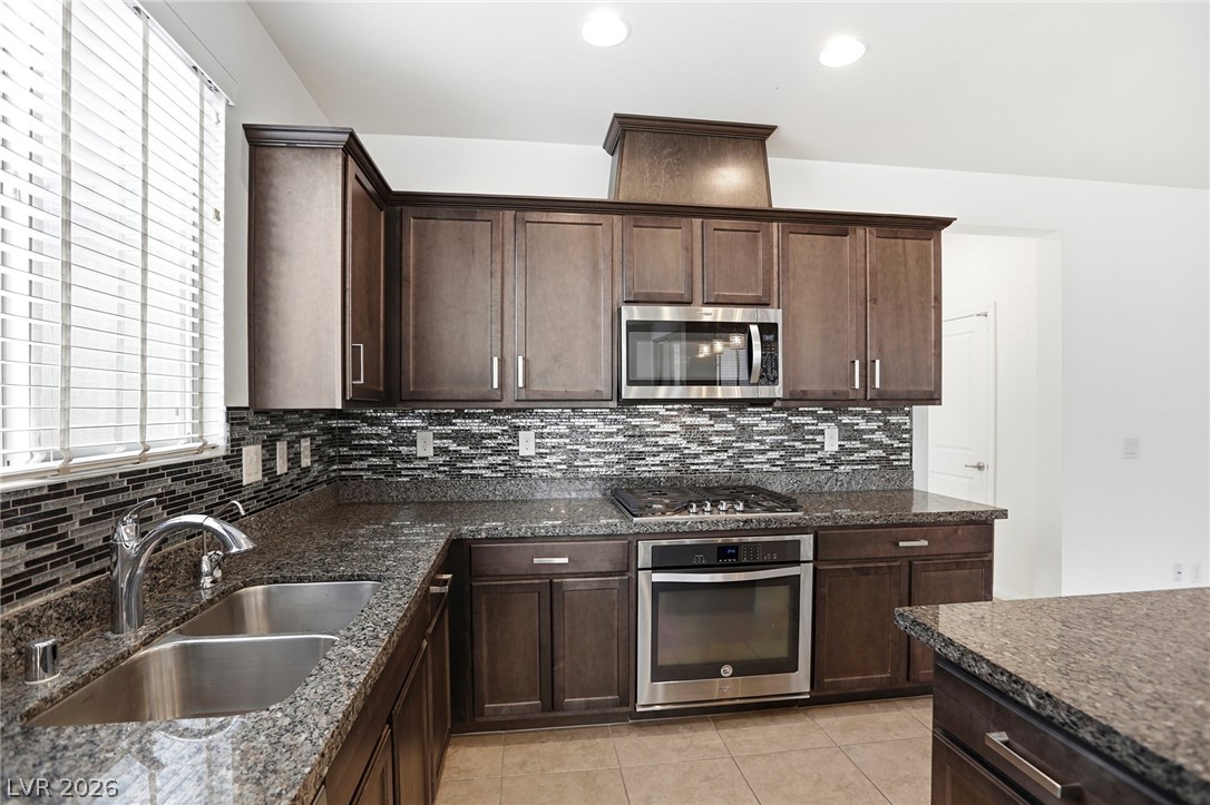 1273 Olivia Parkway Property Photo 33