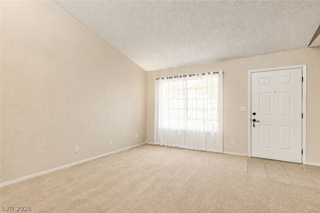 2136 Pebble Creek Lane Property Photo 5