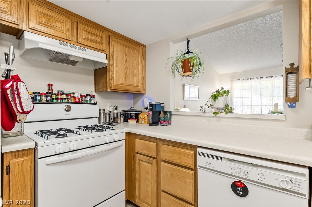 2136 Pebble Creek Lane Property Photo 15