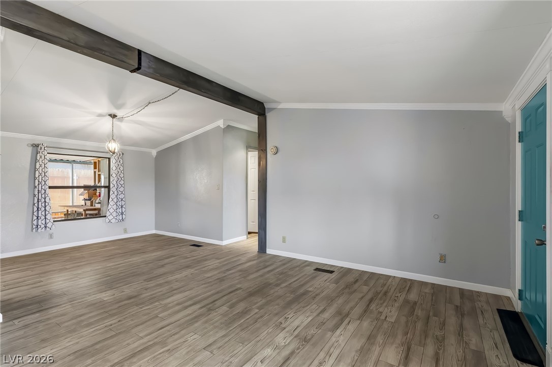 1611 Esquina Street Property Photo 6