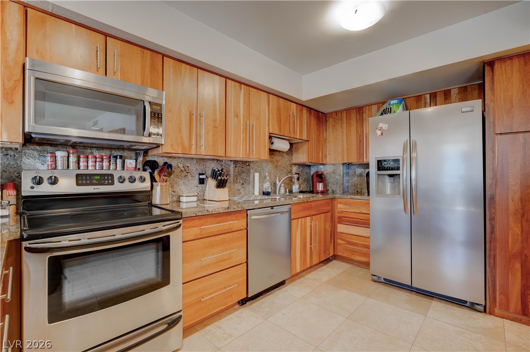 205 East Harmon Avenue 909 Property Photo 25