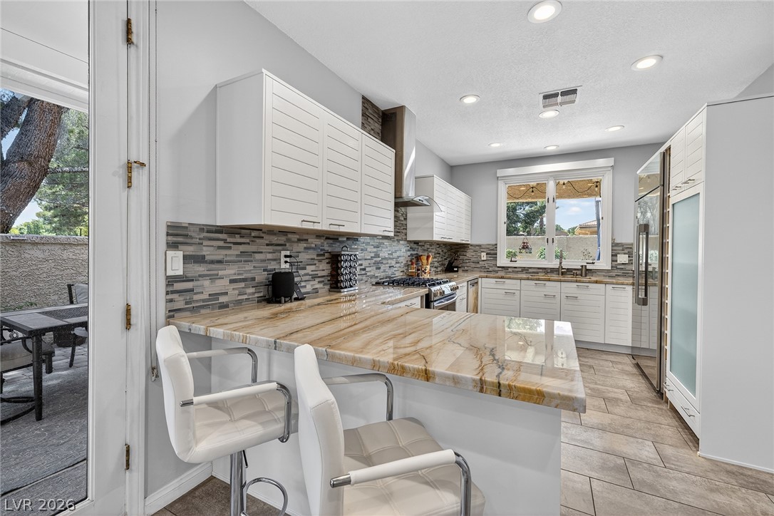 7402 Mission Hills Drive Property Photo 15