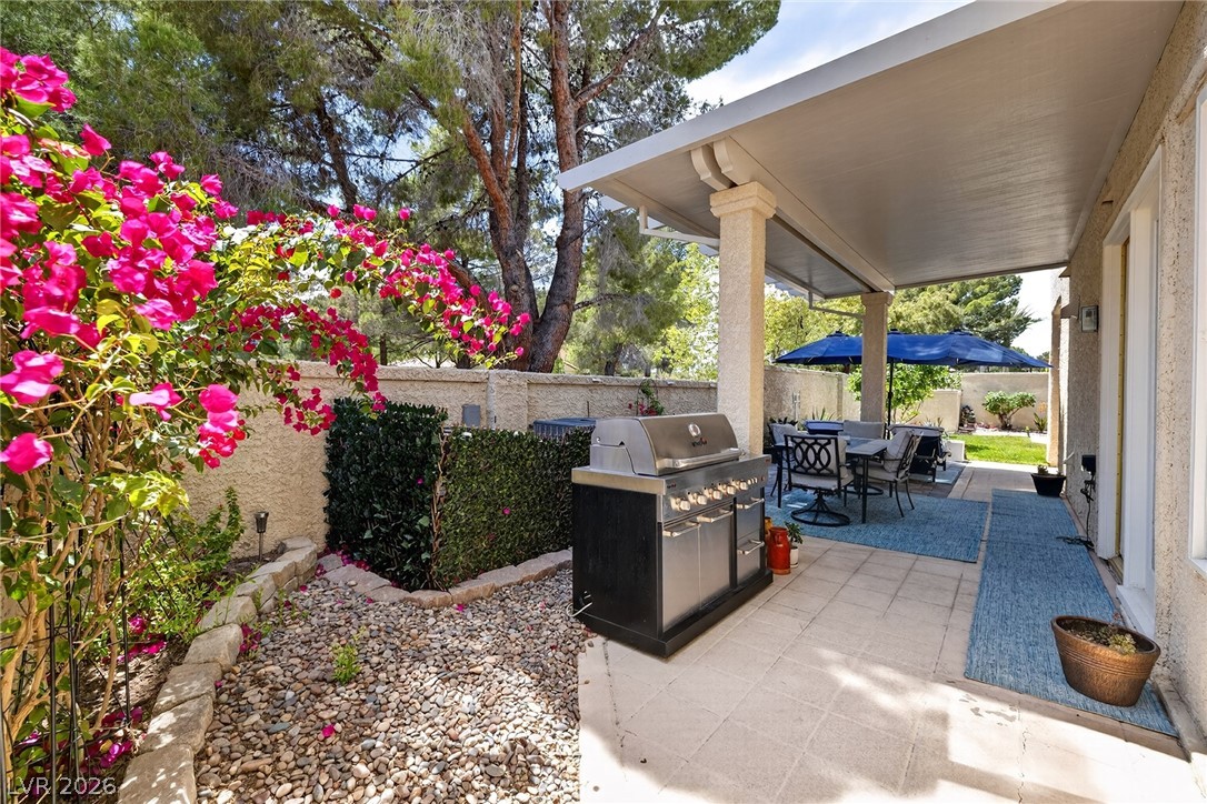 7402 Mission Hills Drive Property Photo 32