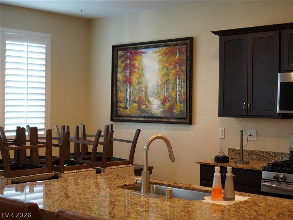 9253 Romance Diamond Property Photo 9