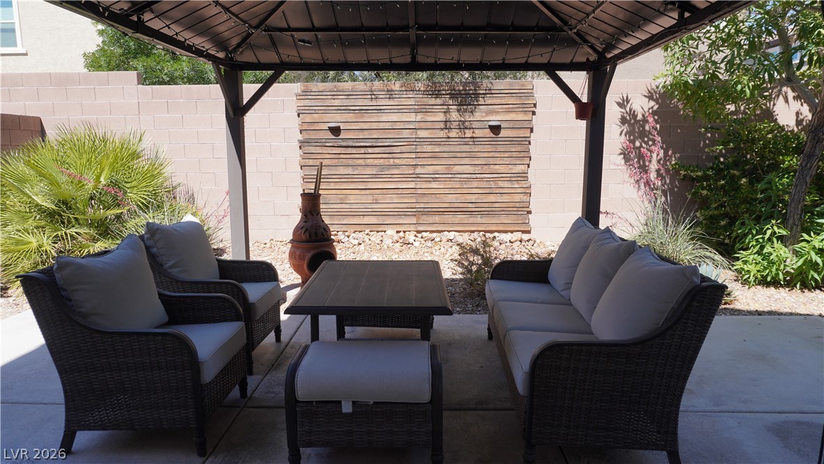 9253 Romance Diamond Property Photo 35